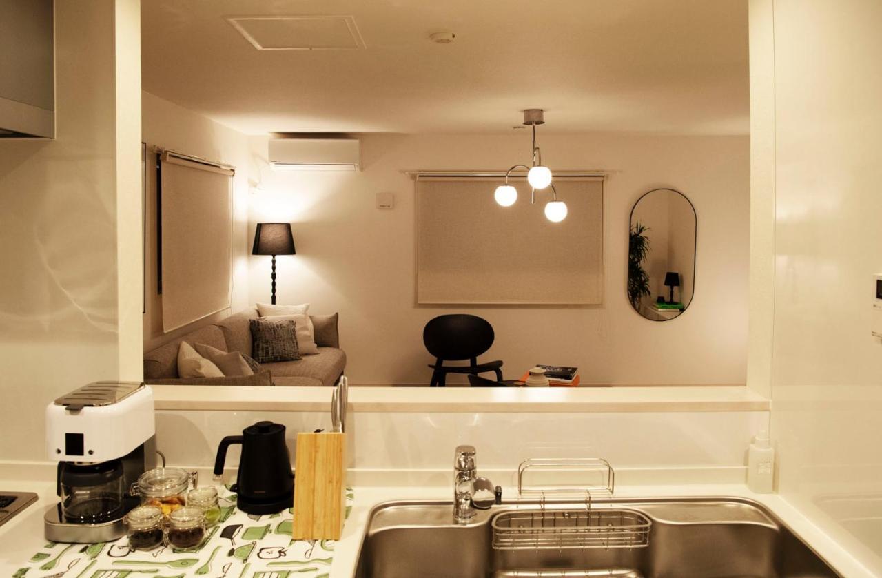 טוקיו 6 Mins To Walk Jr Okubo Station 1Stop To Shinjuku Brand New Silent Stylish 3Br Villa מראה חיצוני תמונה